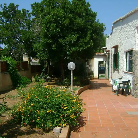 Vila With Garden And Private Parking Scalea