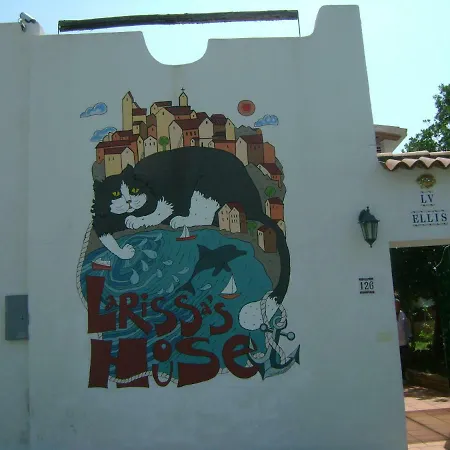 With Garden And Private Parking Vila Scalea